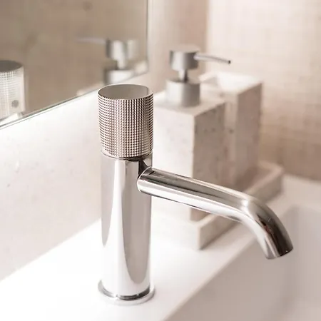 Centrum Nikolai Apartment *